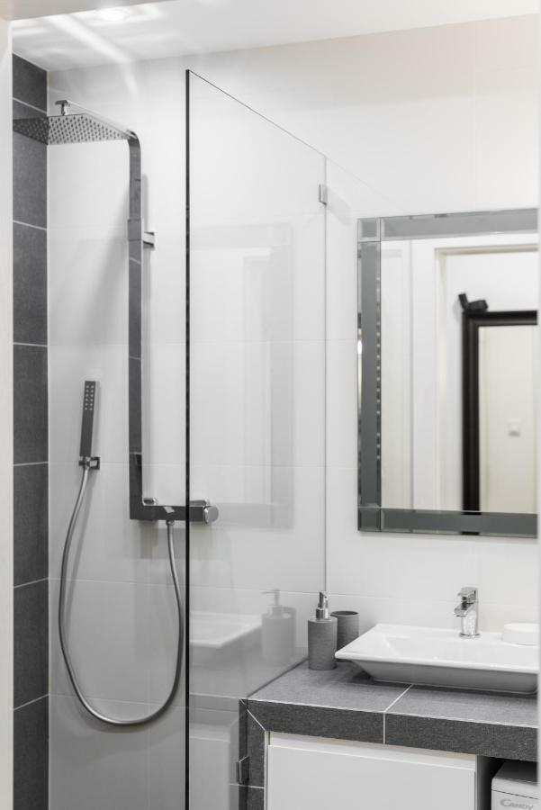 Rajska 3 By Atrium Apartments كراكوفيا المظهر الخارجي الصورة